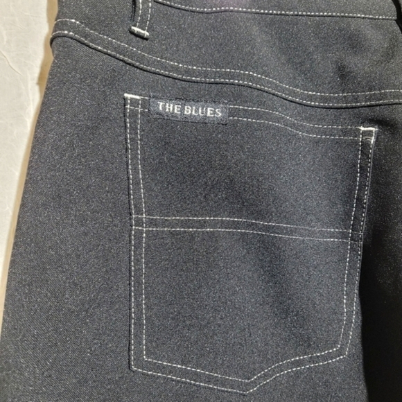 NWOT The Blues Black Jeans with Silver Stitch and a bit of Flare (14) - Picture 5 of 9